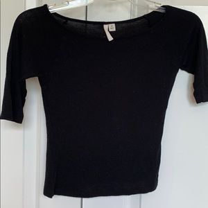 Frenchi black mid sleeve top